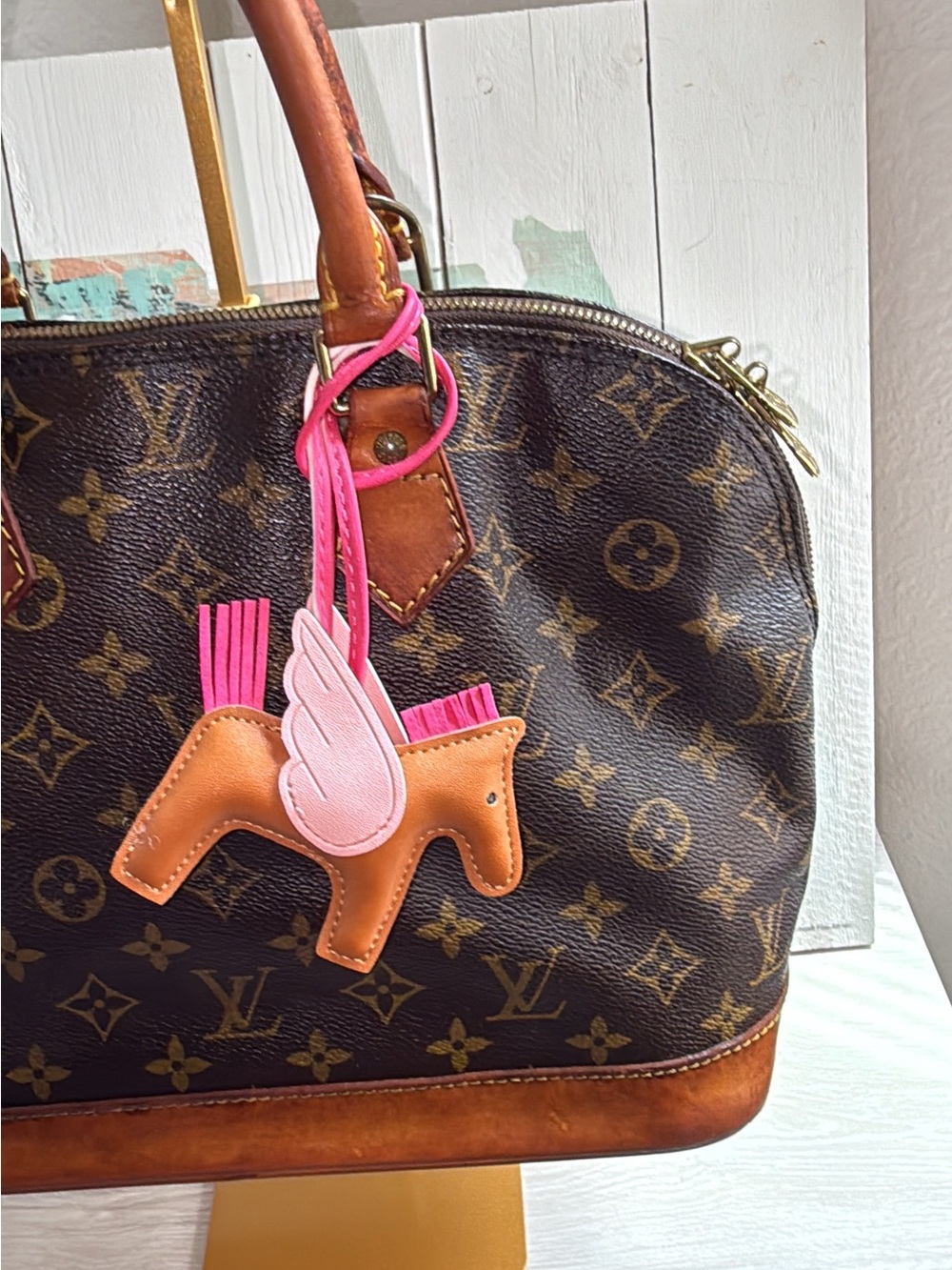 Vintage loved Louis Vuitton Alma and wallet set all
For one price !! - Picture 3 of 16